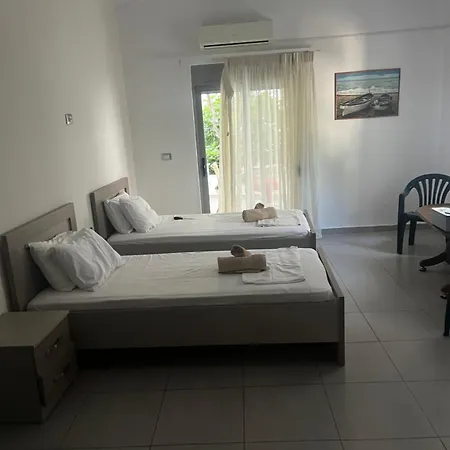 Riviera * Sarandë
