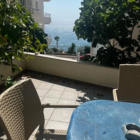 Riviera Apartment